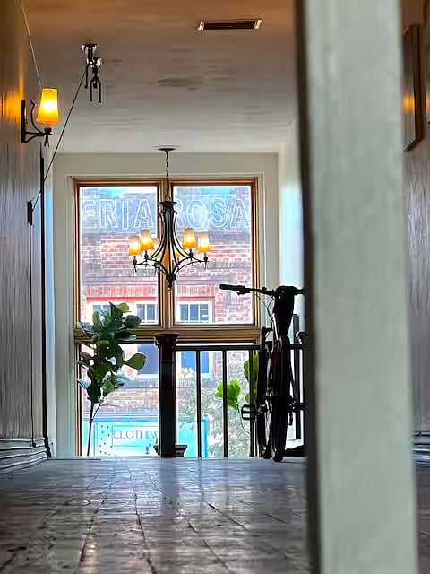 Furnished Finder property 825130_2 photo 24