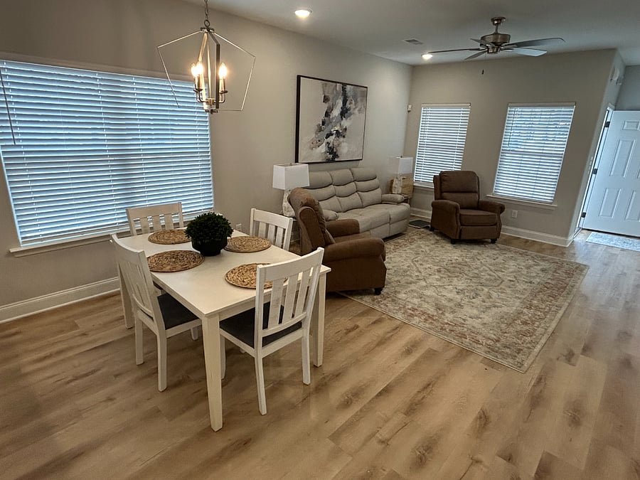 Furnished Finder property 825135_1 photo 4