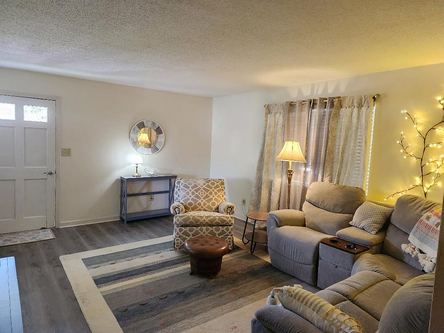 Furnished Finder property 825249_1 photo 3