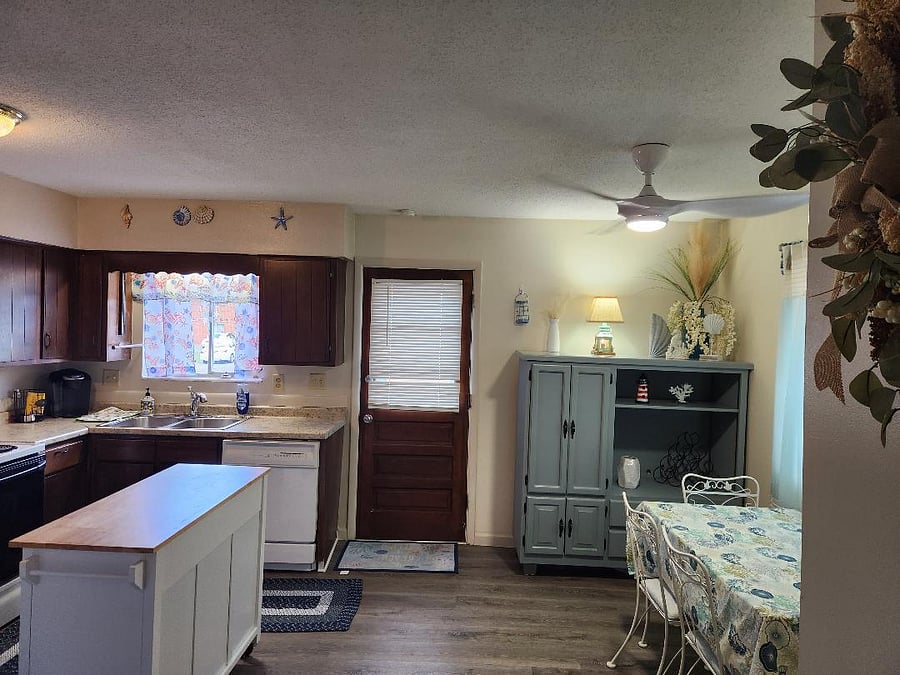 Furnished Finder property 825249_1 photo 10