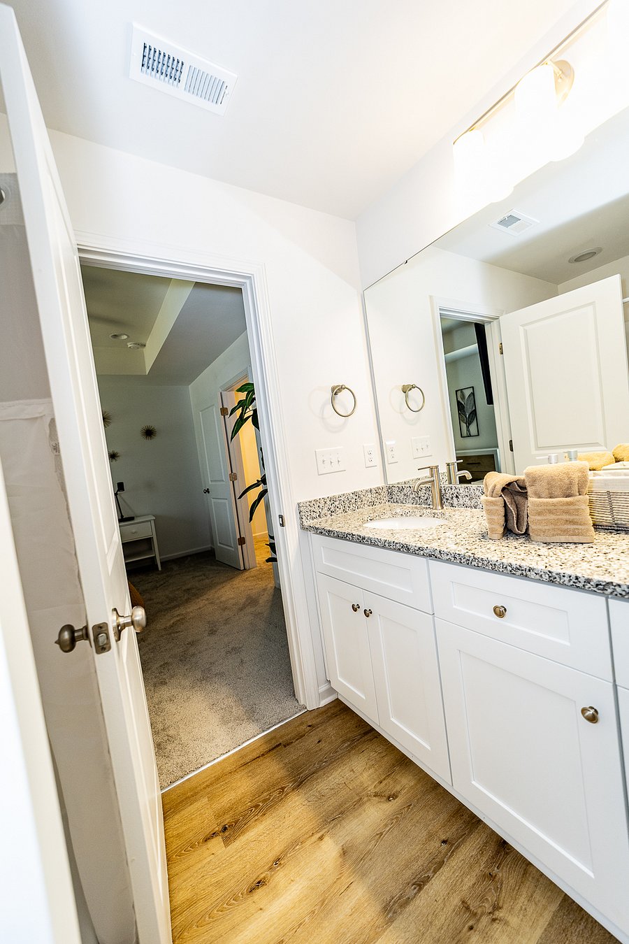 Furnished Finder property 825299_1 photo 20