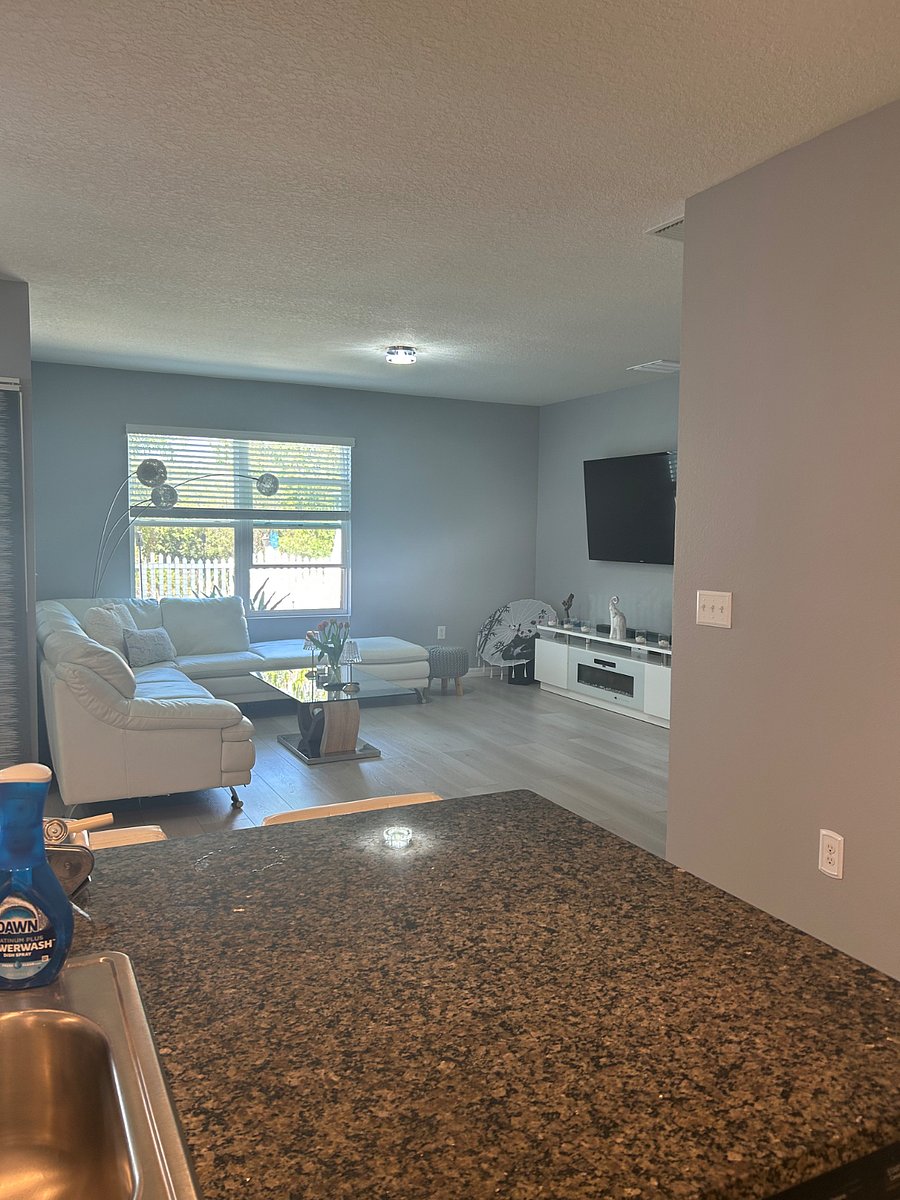 Furnished Finder property 825318_1 photo 8