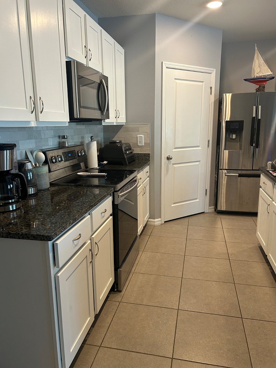 Furnished Finder property 825318_1 photo 9