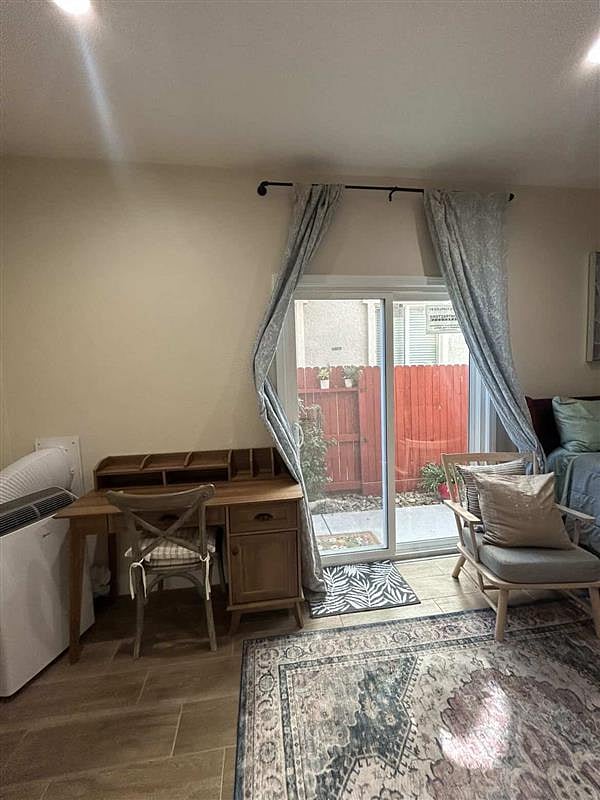 Furnished Finder property 825423_2 photo 6