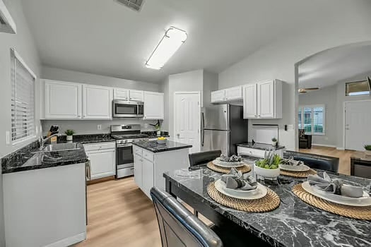 Furnished Finder property 825443_1 photo 6