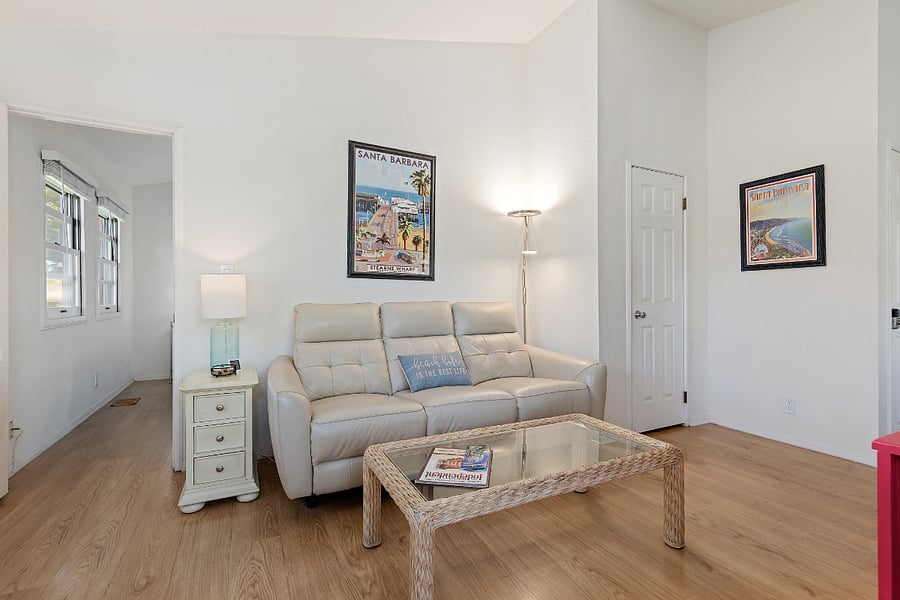 Furnished Finder property 825463_2 photo 8