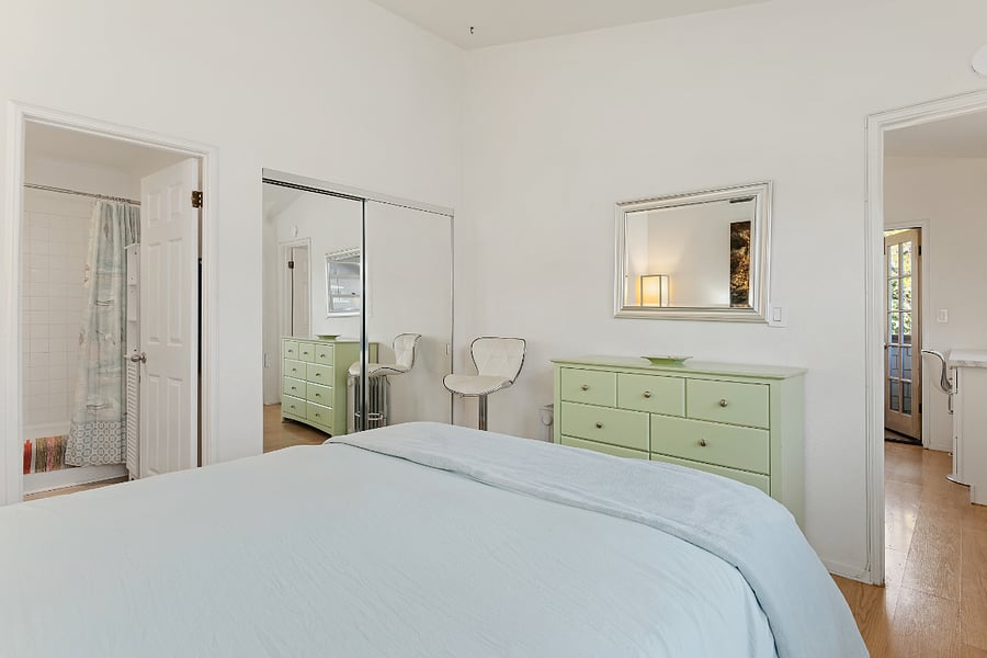 Furnished Finder property 825463_2 photo 10