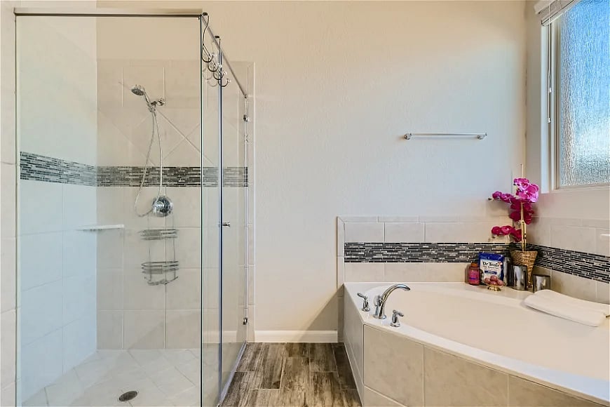 Furnished Finder property 825470_1 photo 11
