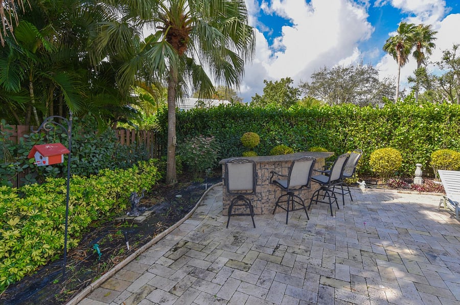Furnished Finder property 825479_1 photo 18