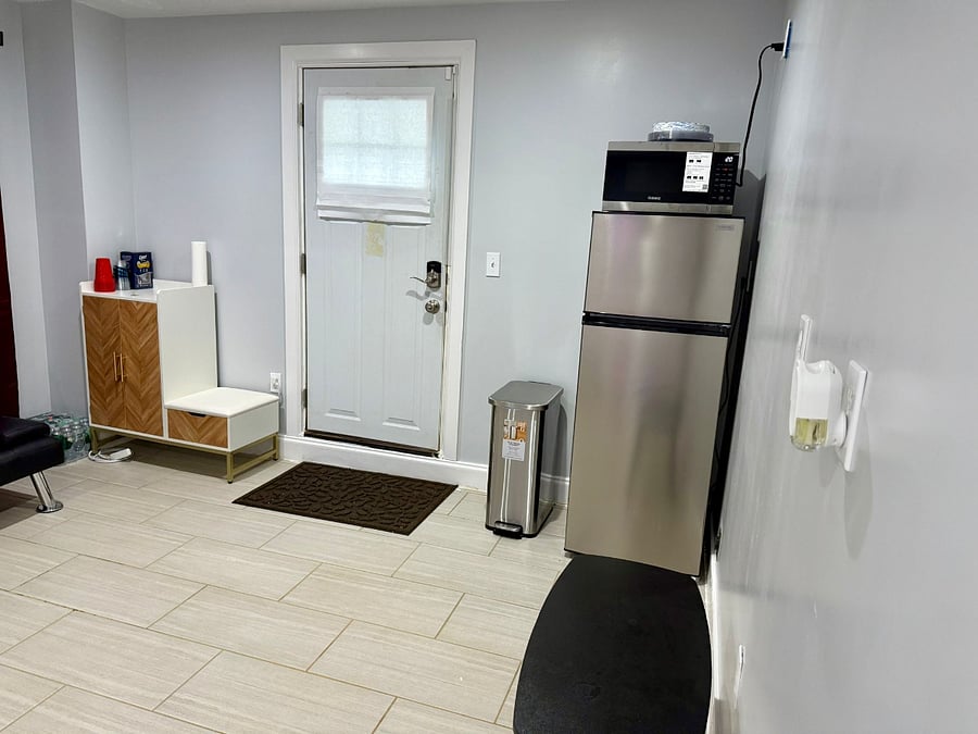 Furnished Finder property 825493_1 photo 9