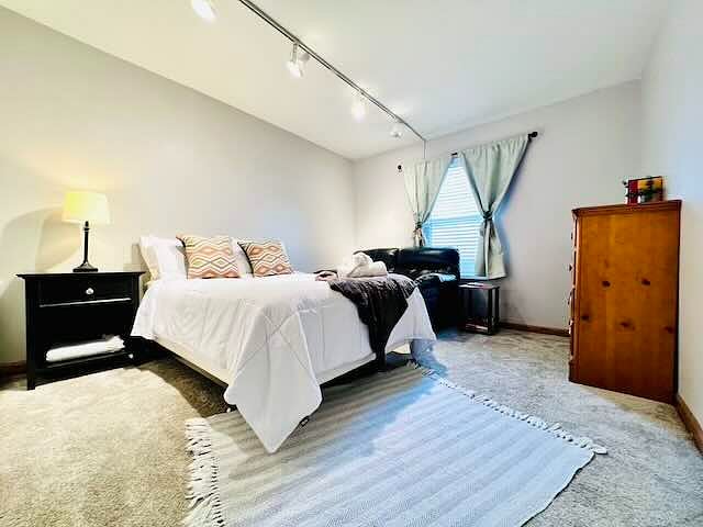 Furnished Finder property 825504_1 photo 8