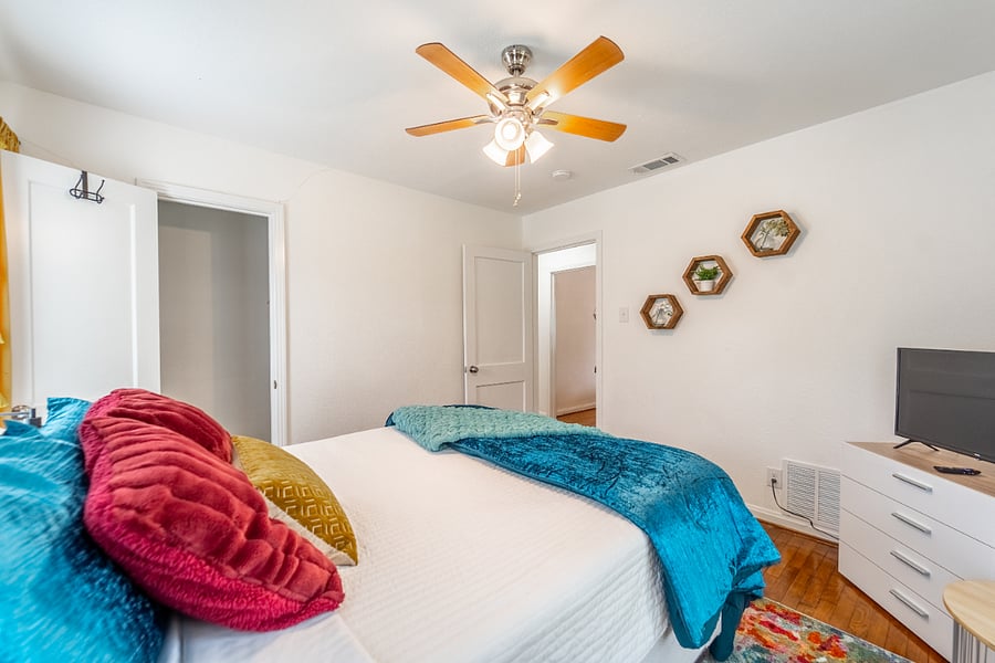 Furnished Finder property 825541_1 photo 12