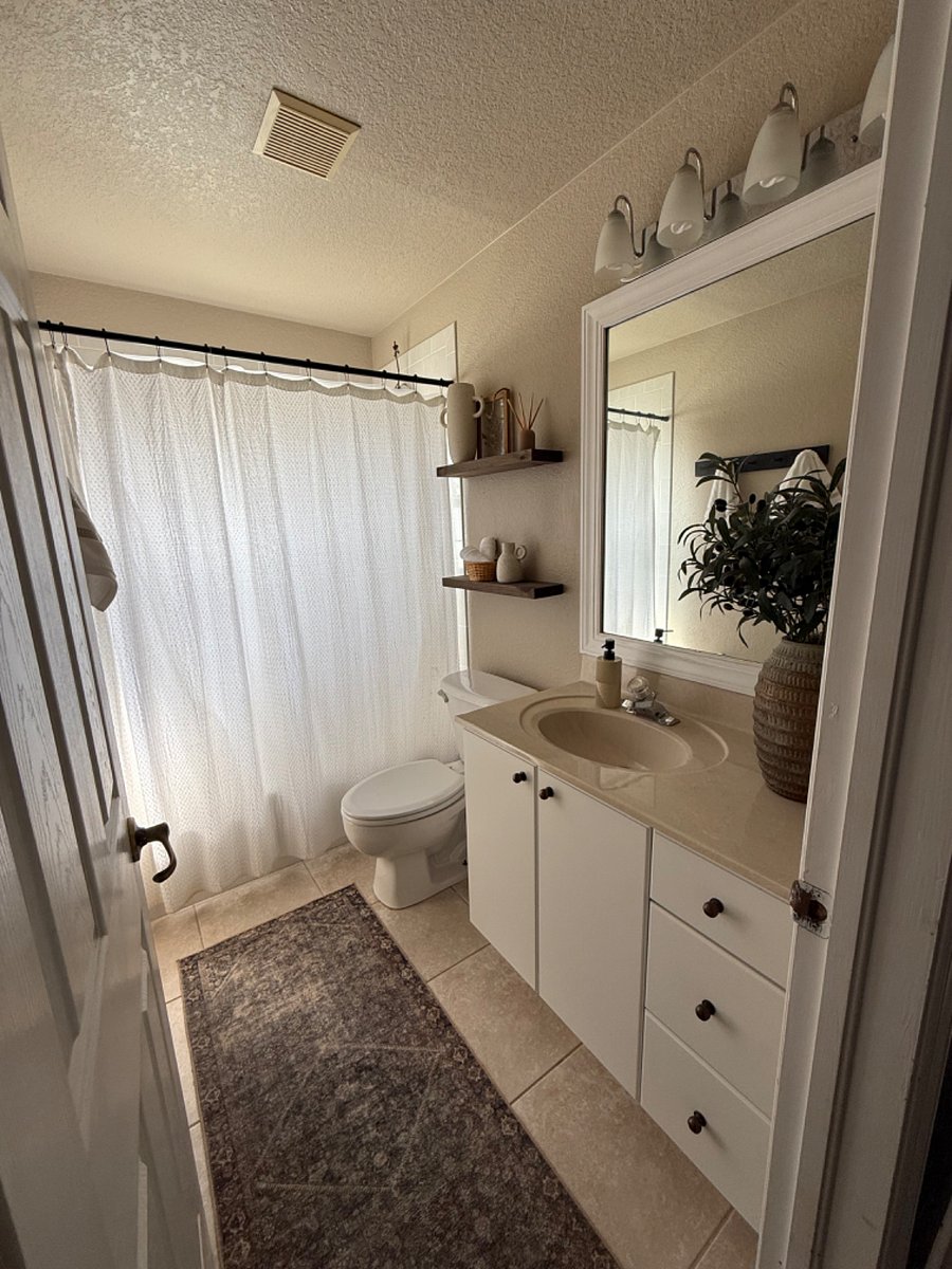 Furnished Finder property 825550_1 photo 17