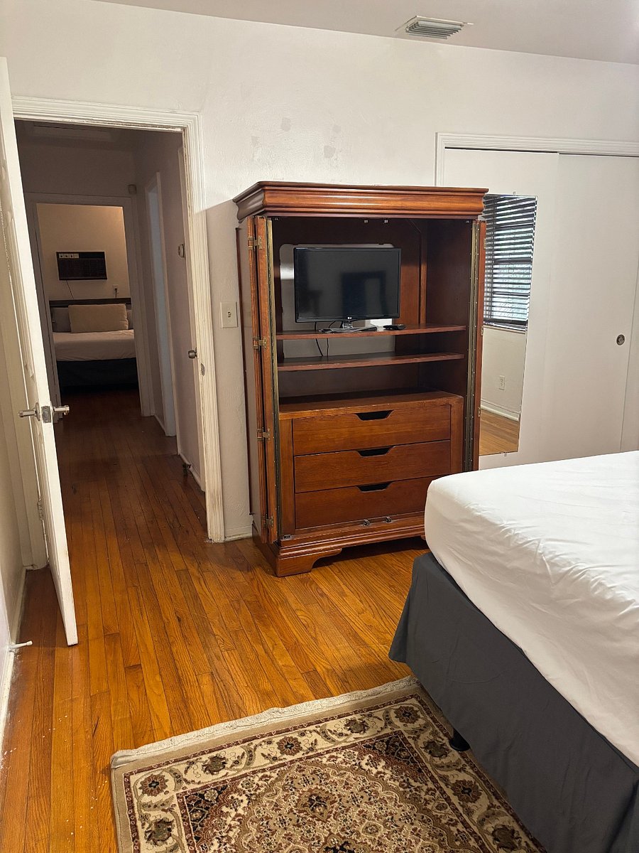 Furnished Finder property 825559_1 photo 8