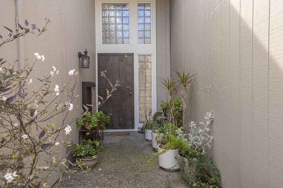 Furnished Finder property 825617_1 photo 46