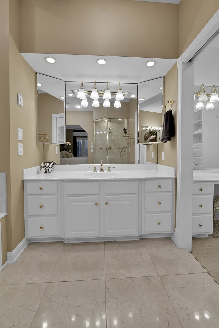 Furnished Finder property 825629_1 photo 11