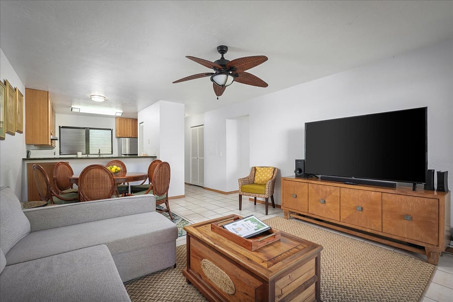 Pull-out queen sofa to sleep 2 people. Smart tv to log-into your favorite streaming platforms. High speed private wi-fi. Indoor dining for 6, with extra table leaf in 2nd bedroom closet. Open kitchen concept.
