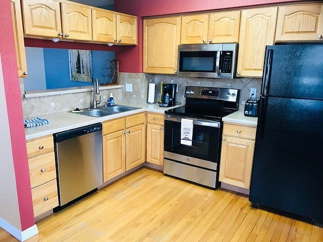 Furnished Finder property 825654_1 photo 3