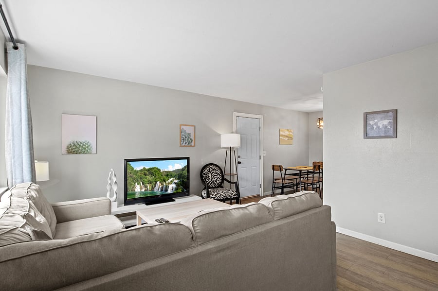 Furnished Finder property 825810_1 photo 6