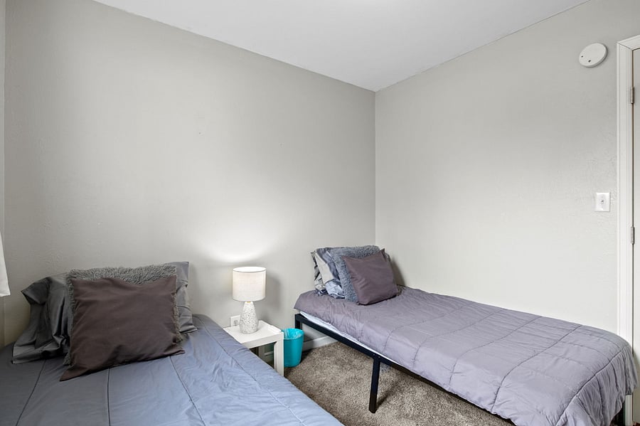 Furnished Finder property 825810_1 photo 13