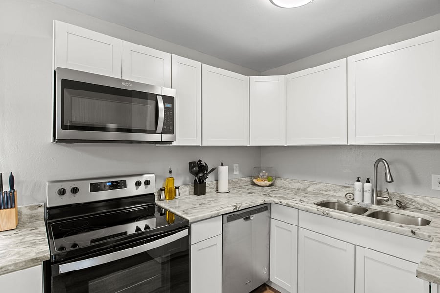 Furnished Finder property 825810_1 photo 17