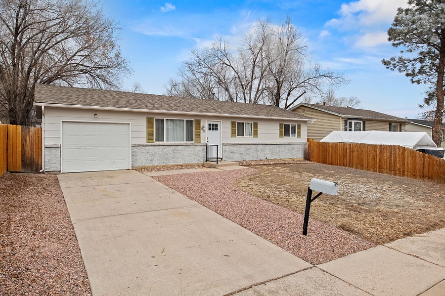 Furnished Finder property 825810_1 photo 22