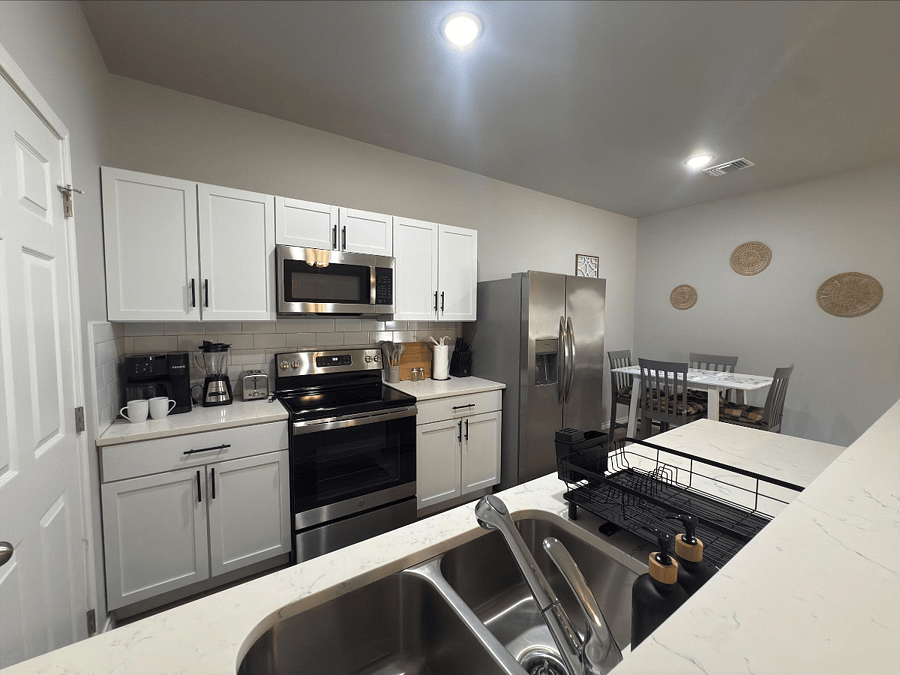 Furnished Finder property 825815_1 photo 13