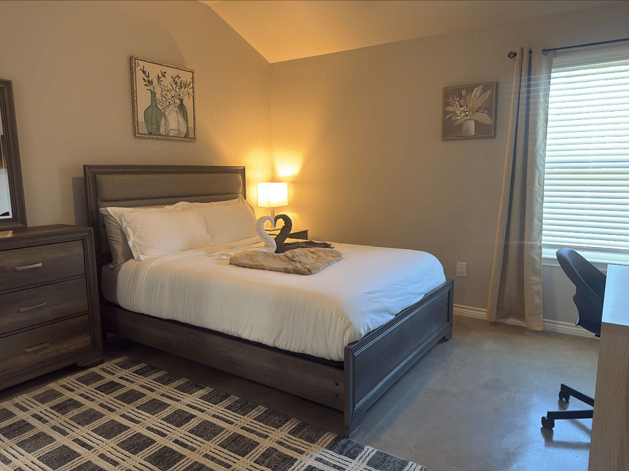 Furnished Finder property 825815_1 photo 11