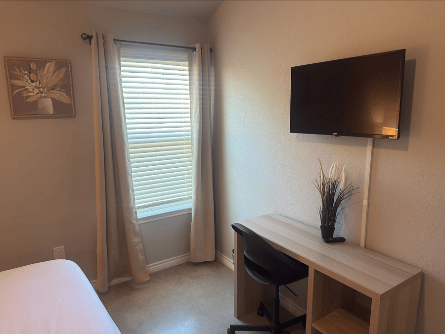 Furnished Finder property 825815_1 photo 19