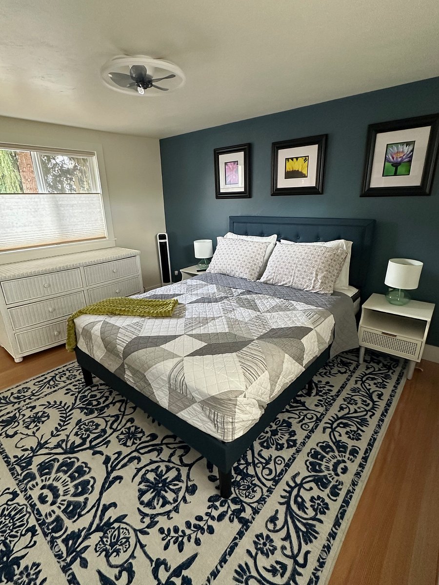 Queen bed, brand new.