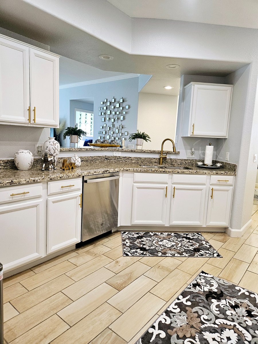 Furnished Finder property 825915_1 photo 8