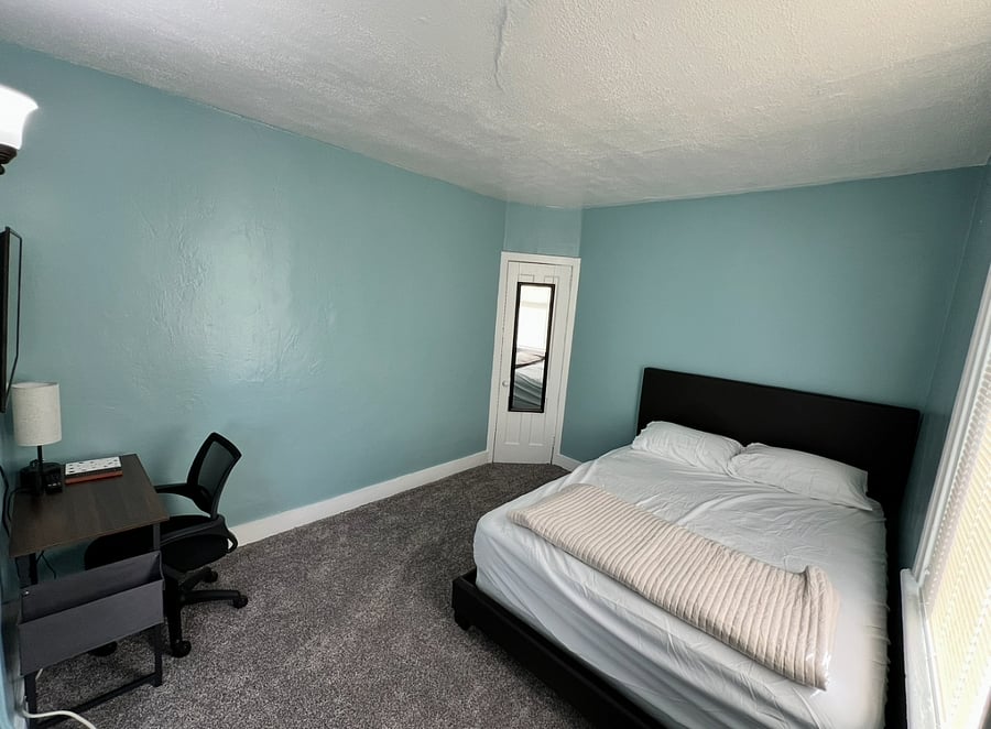 Furnished Finder property 825931_1 photo 13