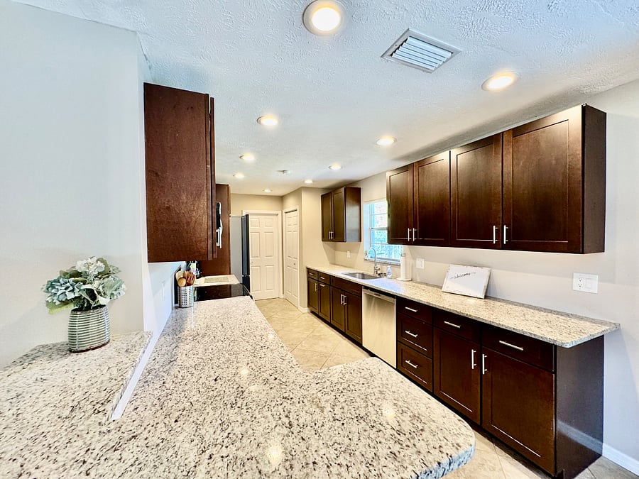 Furnished Finder property 825965_1 photo 7