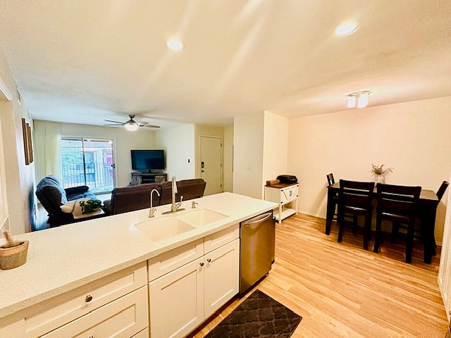 Furnished Finder property 825993_1 photo 5