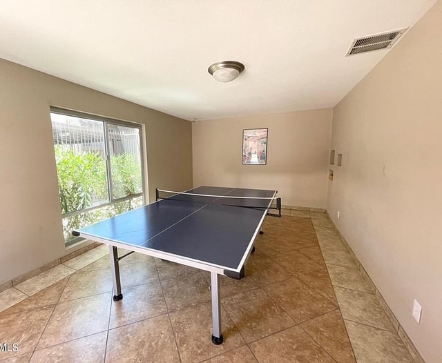 Furnished Finder property 825993_1 photo 30