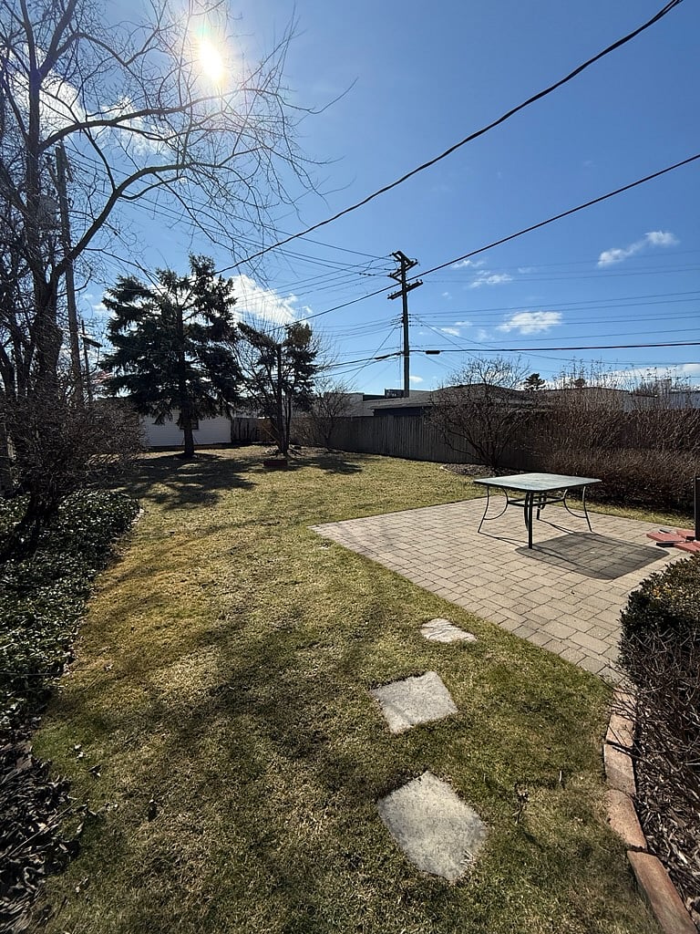 Furnished Finder property 826002_1 photo 21