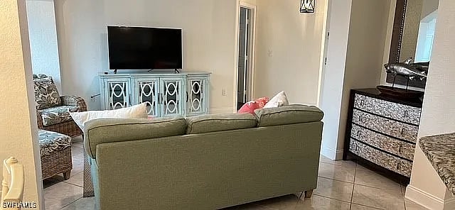 Furnished Finder property 826057_1 photo 3