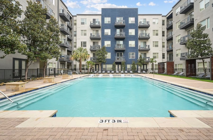 Furnished Finder property 826074_1 photo 16