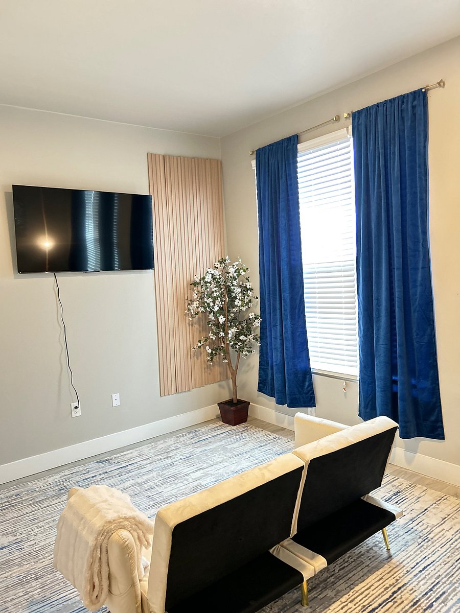 Furnished Finder property 826074_1 photo 14