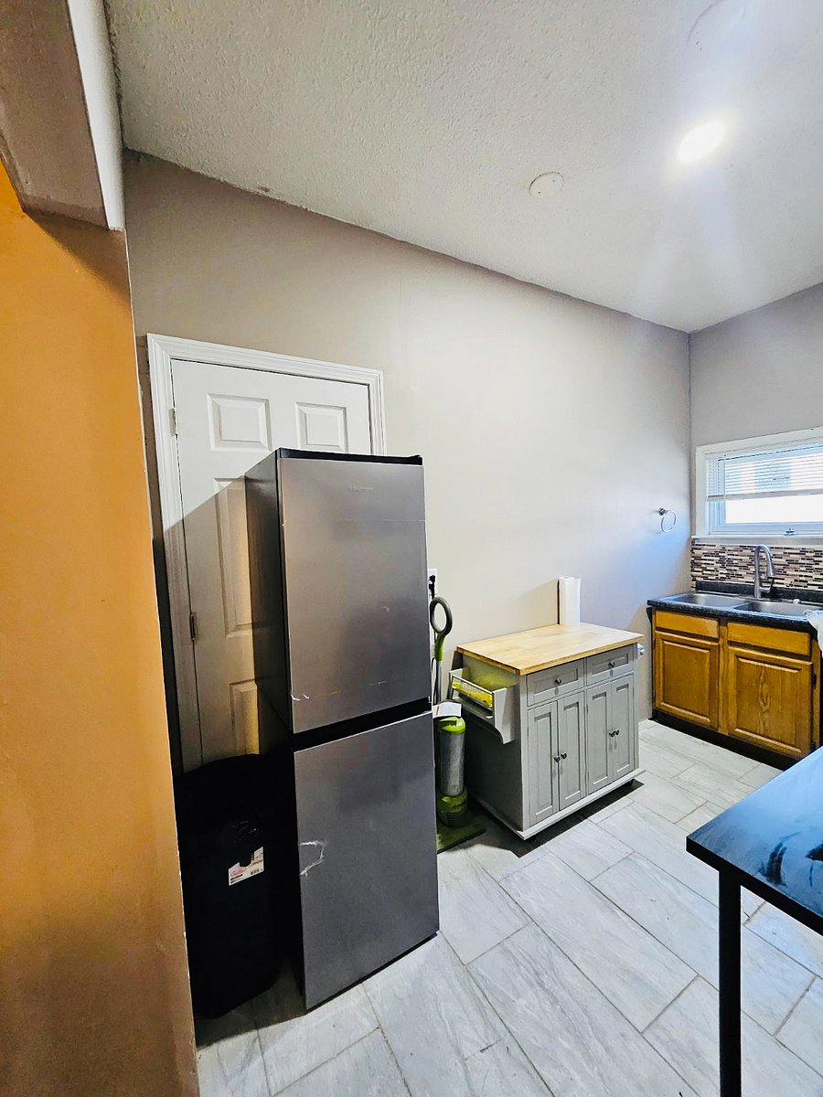 Furnished Finder property 826095_1 photo 11