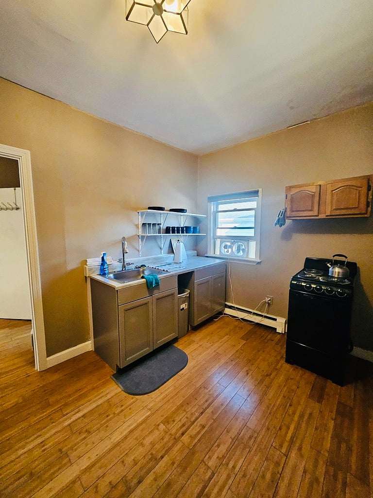 Furnished Finder property 826095_2 photo 7