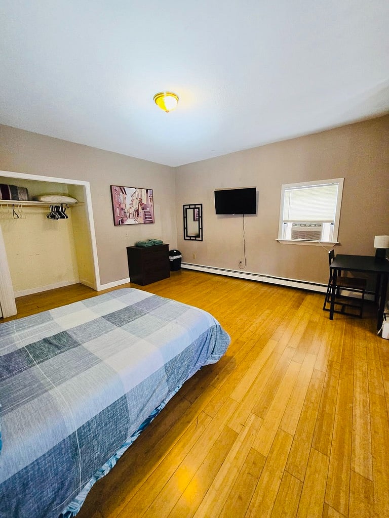 Furnished Finder property 826095_2 photo 9
