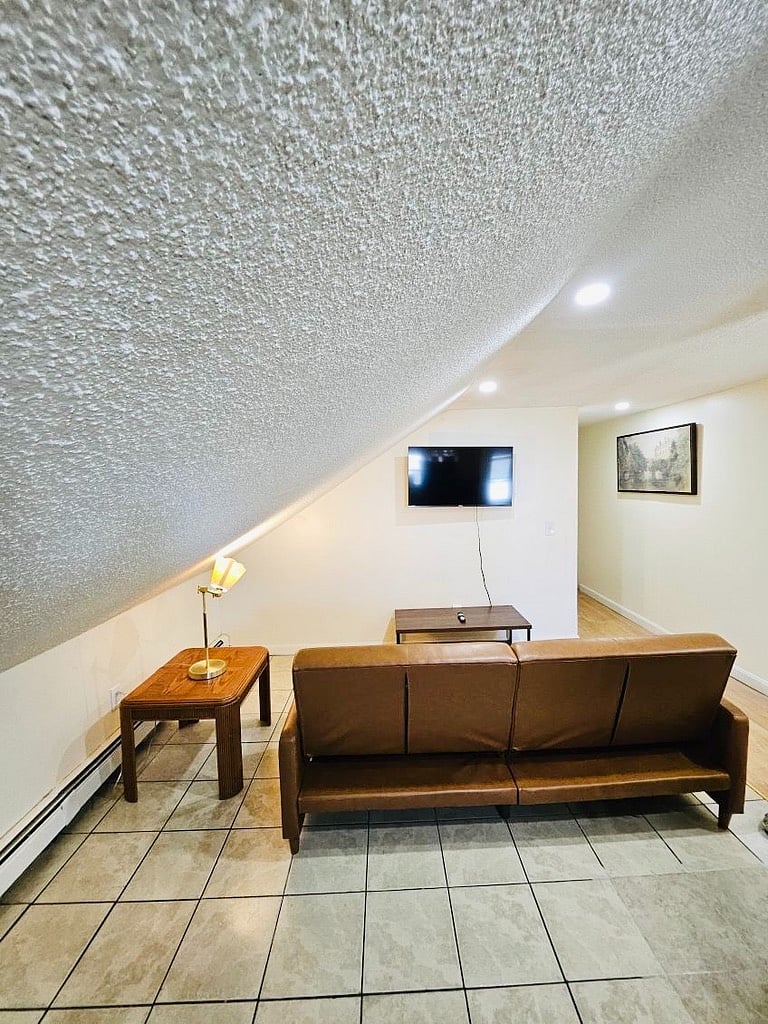 Furnished Finder property 826095_2 photo 4