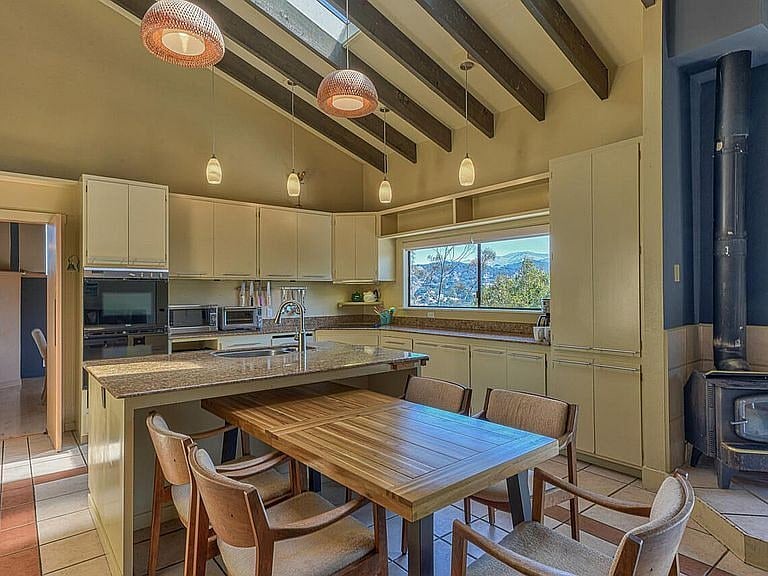 Furnished Finder property 826110_1 photo 17