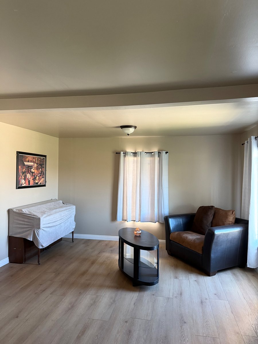 Furnished Finder property 826112_1 photo 16