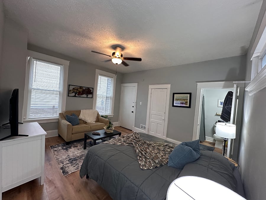 Furnished Finder property 826137_2 photo 9