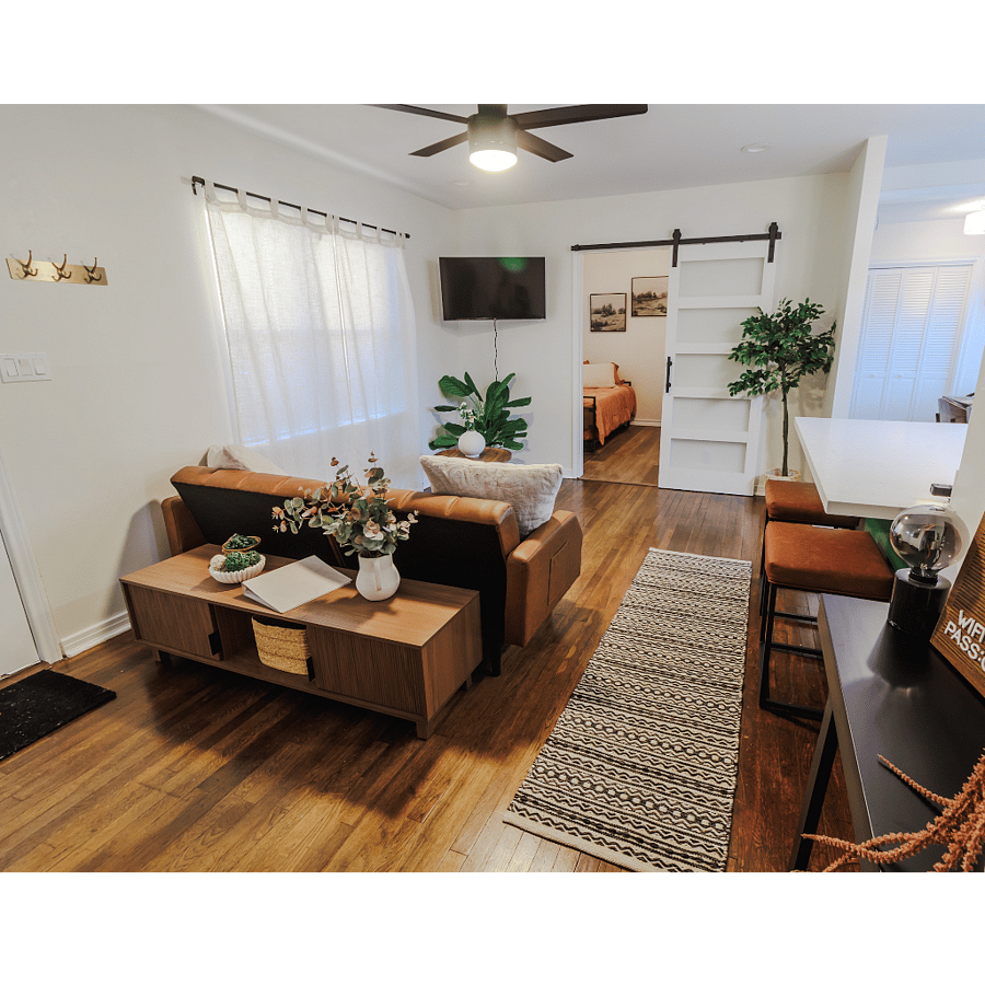 Furnished Finder property 826138_1 photo 3