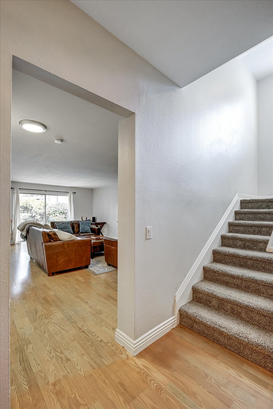 Furnished Finder property 826140_1 photo 4