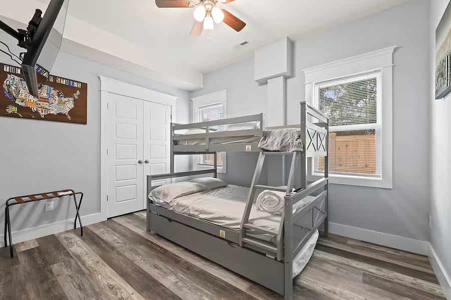 Furnished Finder property 826142_1 photo 12