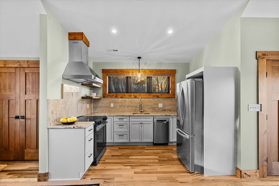 Furnished Finder property 826193_1 photo 11